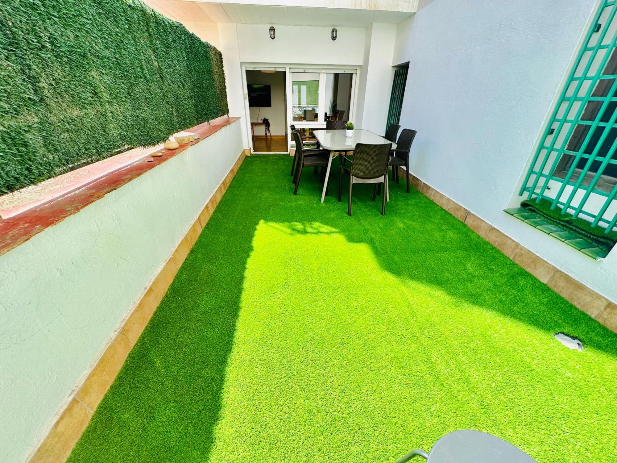 La Ibiza Del Pilar Apartment Zaragoza Exterior photo